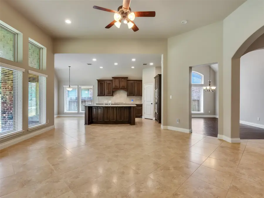 4131 N Creekmont Drive, Fresno, TX 77545 - #2