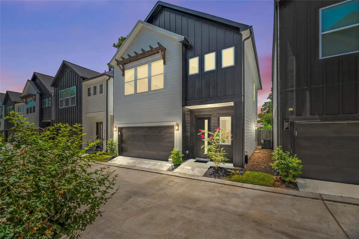 869 Mansfield Street #E, Houston, TX 77091 - #1