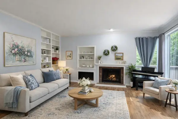 35 Litchfield Lane #229, Houston, TX 77024