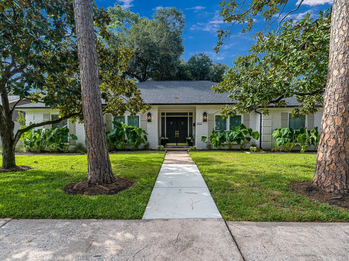 5827 Dumfries Drive, Houston, TX 77096 - #1
