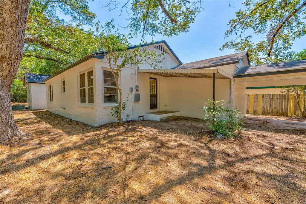 104 N Pecan Street, Woodville, TX 75979 - #1