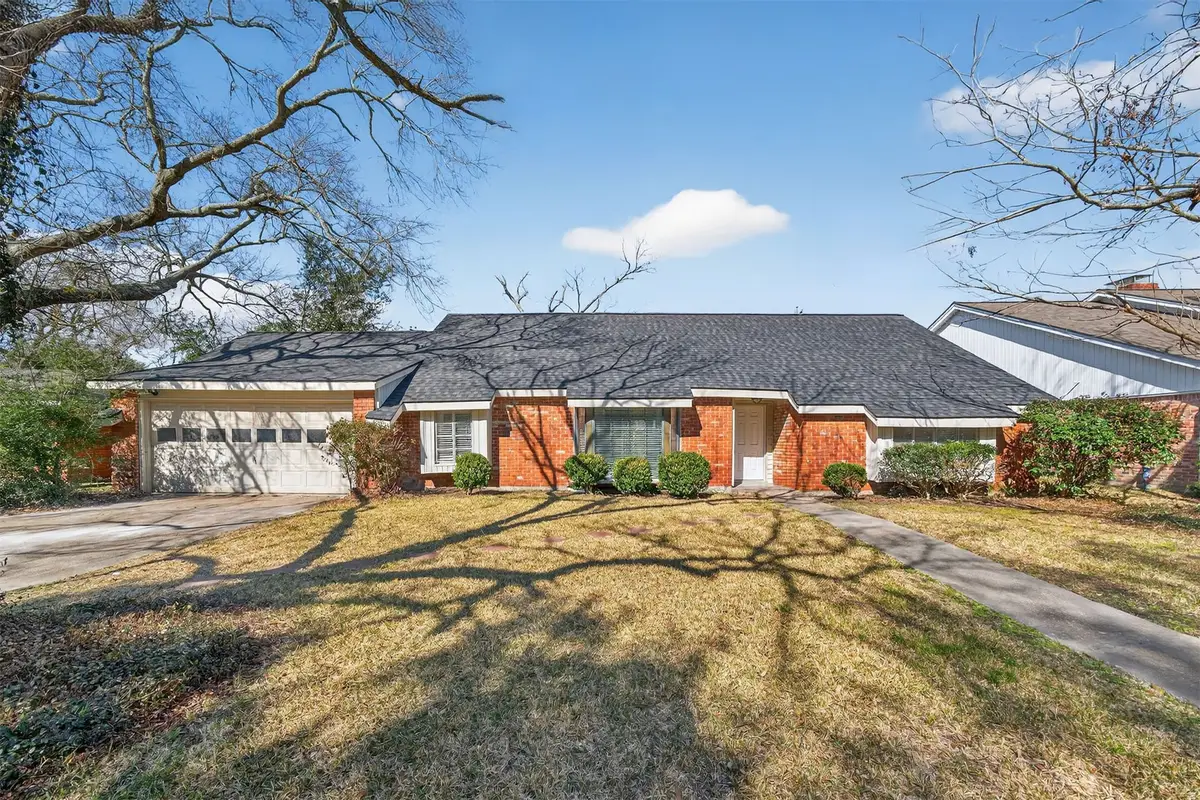 702 Rosewood Drive, Baytown, TX 77520 - #1