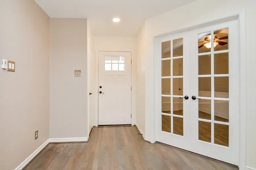 2927 Garden Lane, Sugar Land, TX 77479 - Image #3