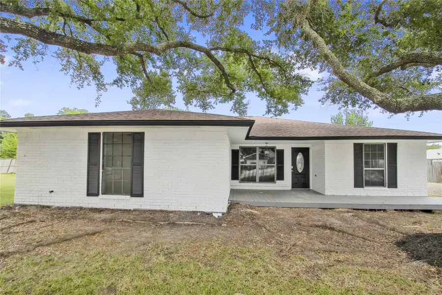 615 S 7th Street, La Porte, TX 77571 - #2