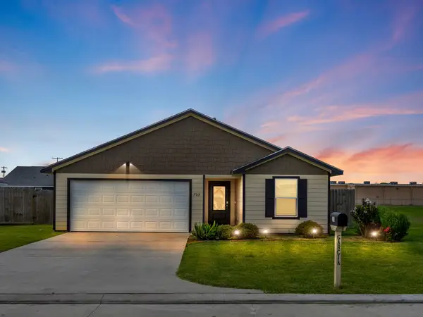 705 Flycatcher Drive, Palacios, TX 77465