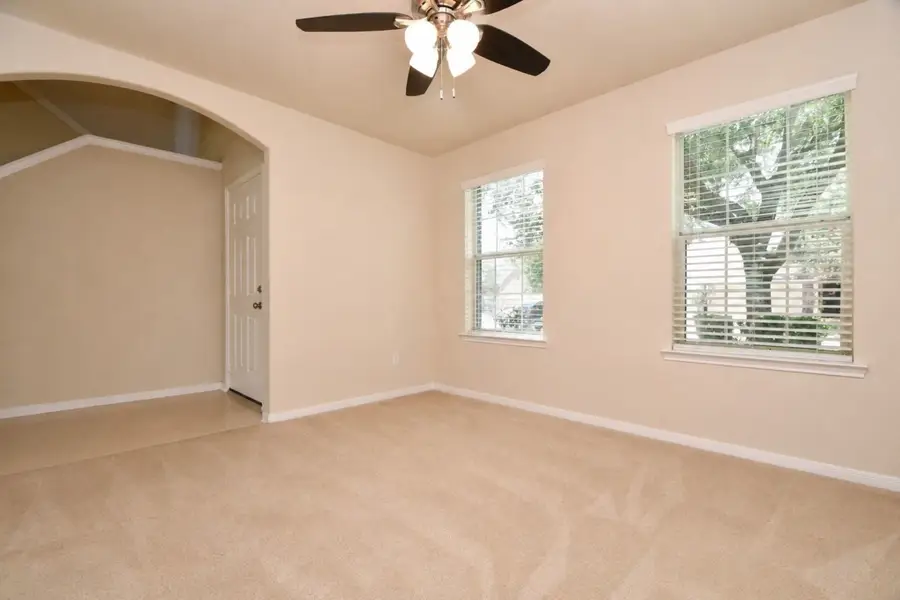 930 Sage Street, Baytown, TX 77521 - #3