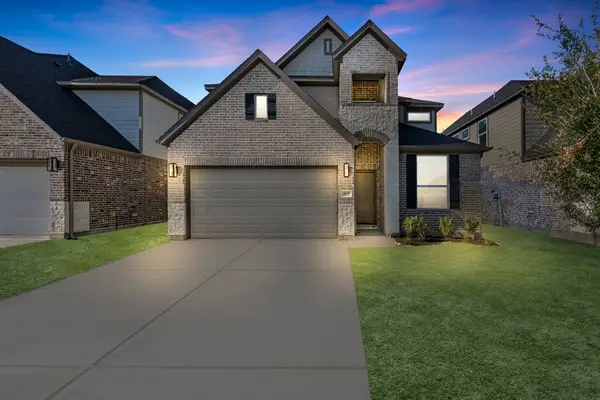 807 Orchard Vale Road, Rosharon, TX 77583