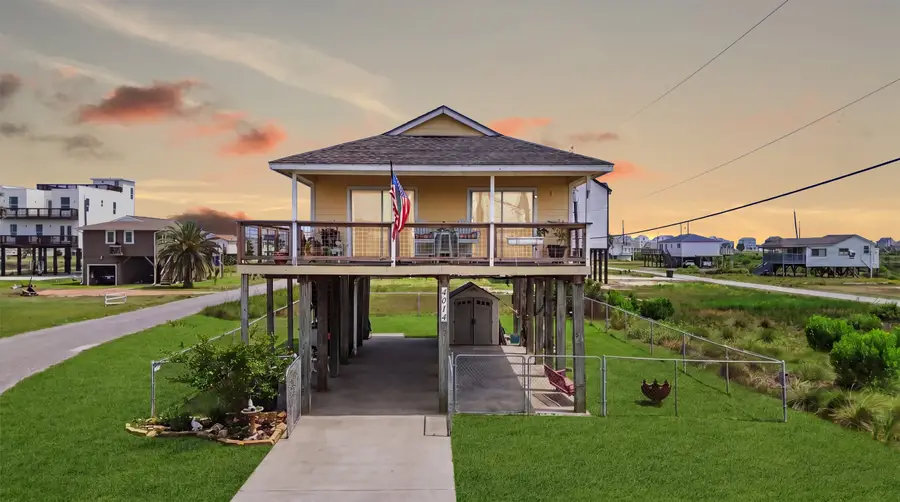 4014 6th Street, Galveston, TX 77554 - #3