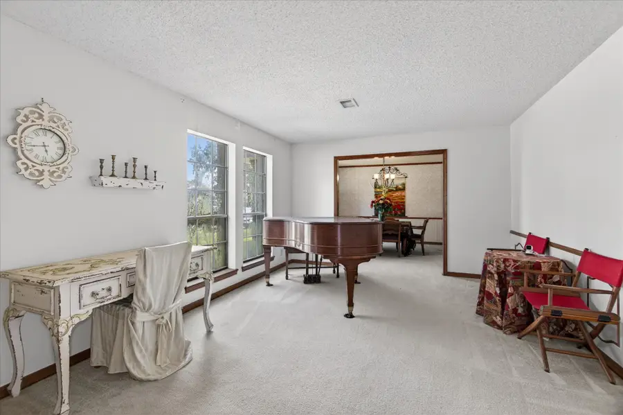 137 Arrowwood Street, Lake Jackson, TX 77566 - #3