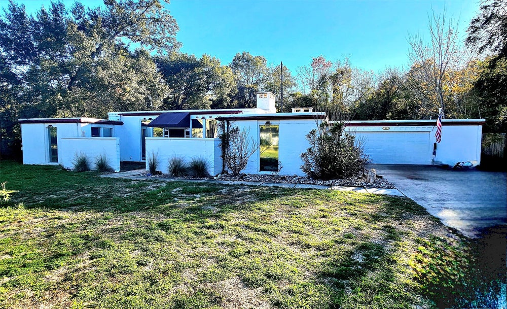 1901 Southwood Drive, Baytown, TX 77520 ERA