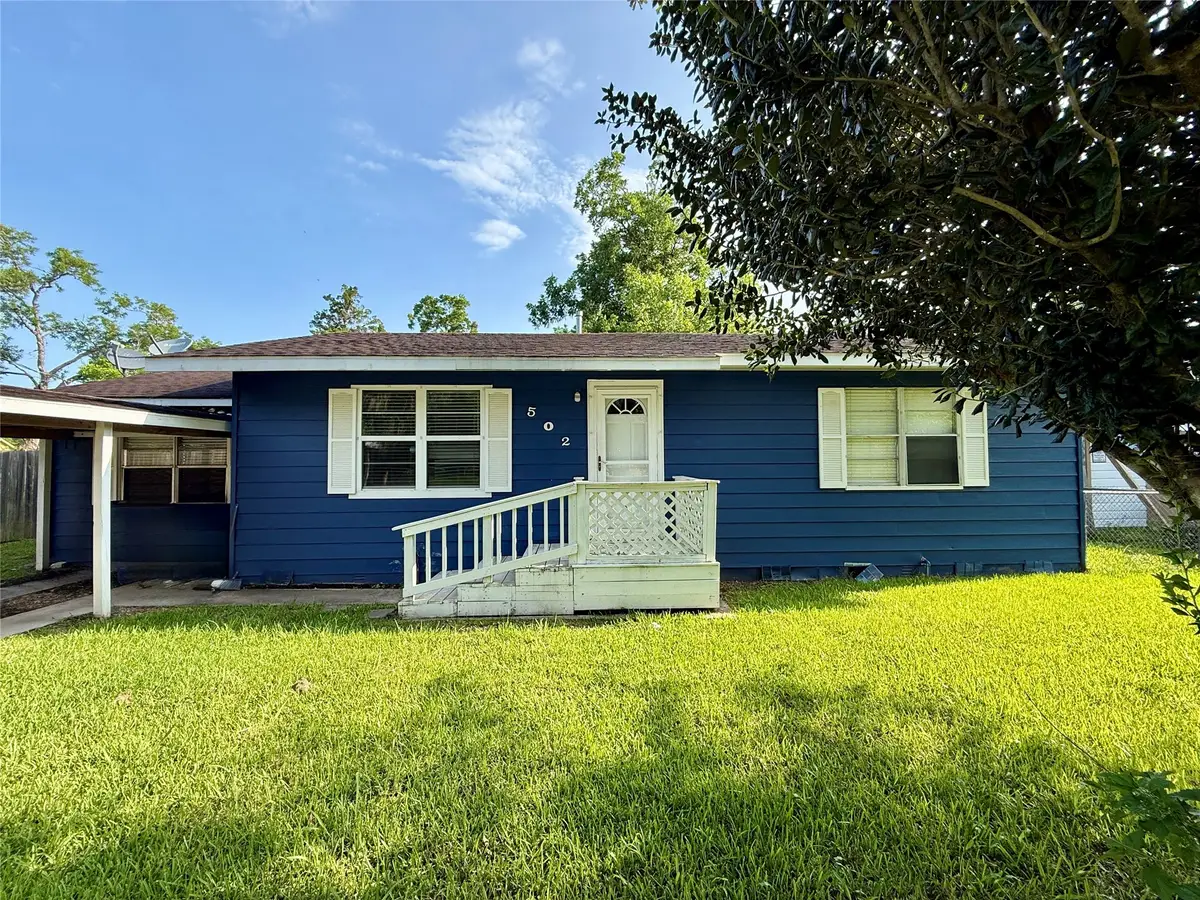 502 E Jackson Street, West Columbia, TX 77486 - #1