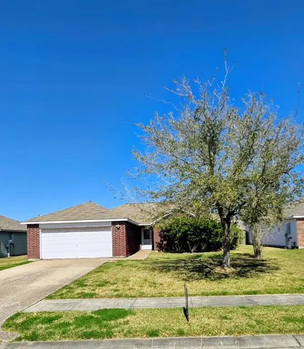 9122 Yellowfin Circle, Texas City, TX 77591