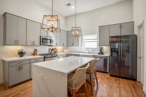 5841 Darling Street #C, Houston, TX 77007