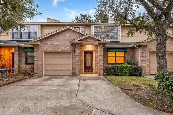 1898 Longmire Road #5, Conroe, TX 77304