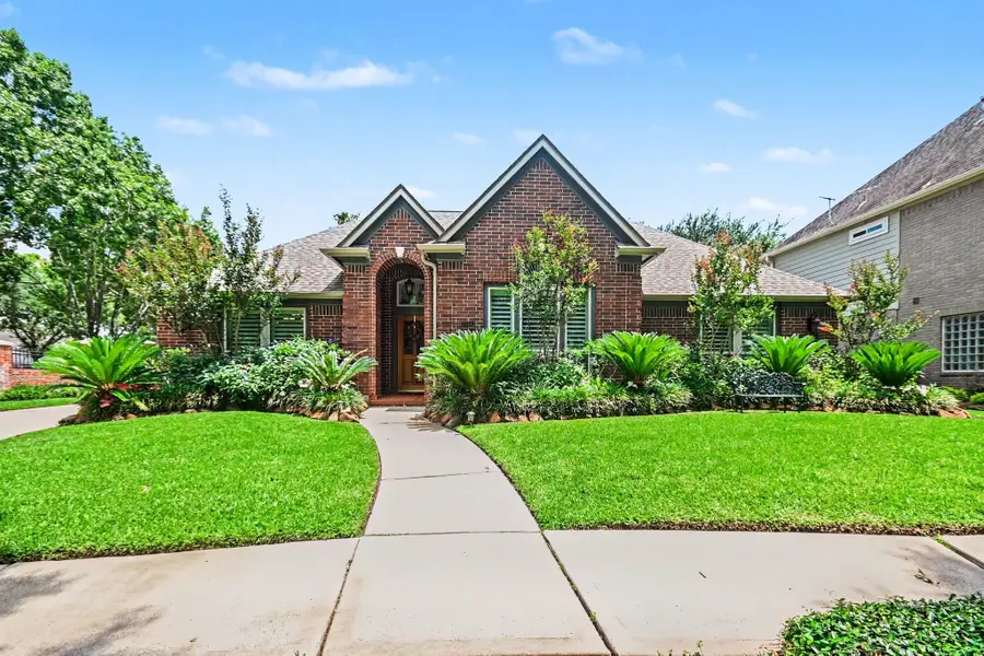 2025 Sandy Coast Circle, League City, TX 77573 - #2