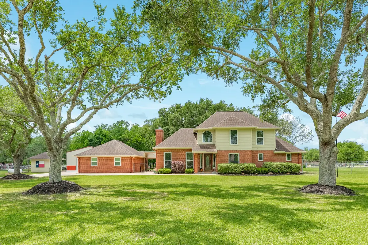 5620 County Road 166, Alvin, TX 77511 - #1