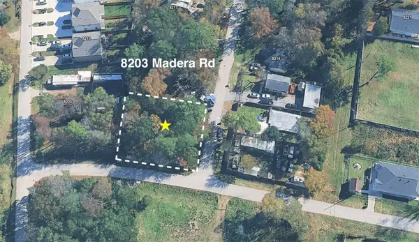 8203 Madera Road, Houston, TX 77078