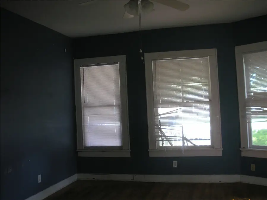 217 3rd Avenue N, Texas City, TX 77590 - Image #3