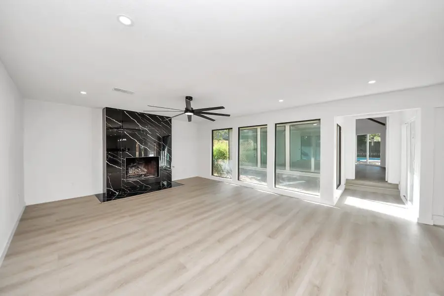 13335 Balmore Cir Circle, Houston, TX 77069 - Image #3