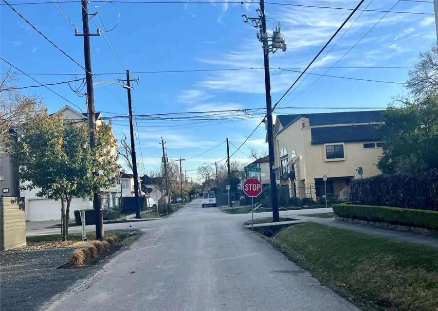 417 Malone Street, Houston, TX 77007 - #2