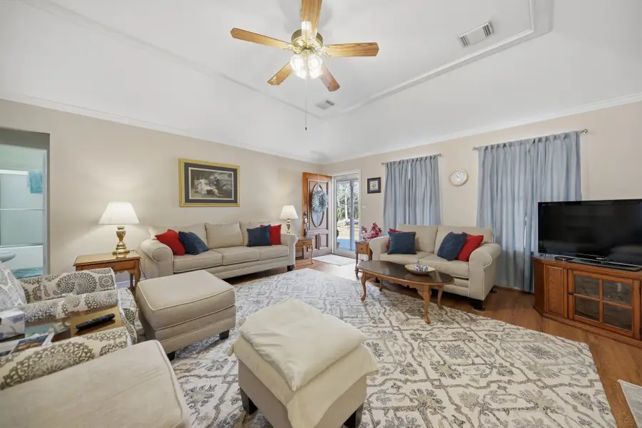 319 Shady Acres Lane, Brenham, TX 77833 - Image #3