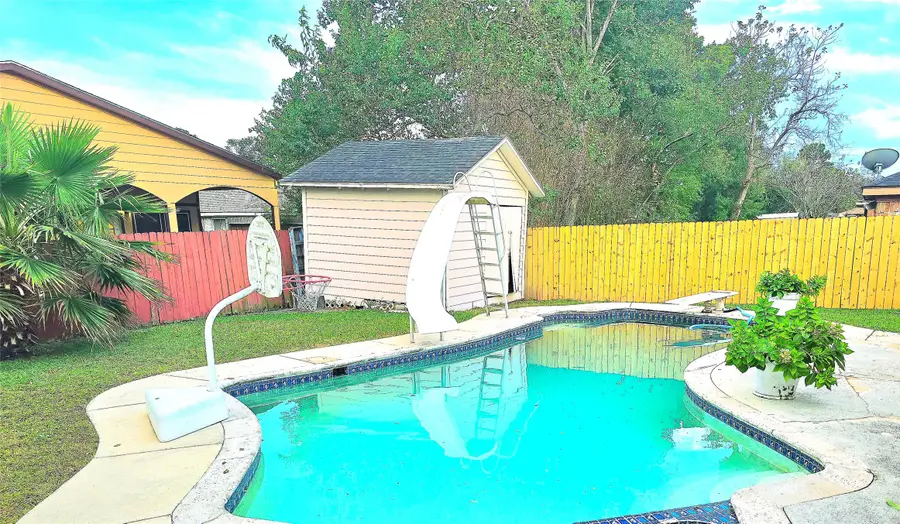 11703 Teaneck Drive, Houston, TX 77089 - Image #2