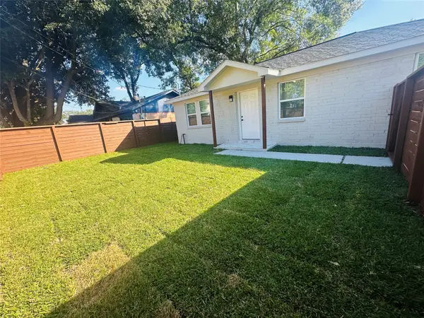 2531 Walcott Lane, Houston, TX 77088