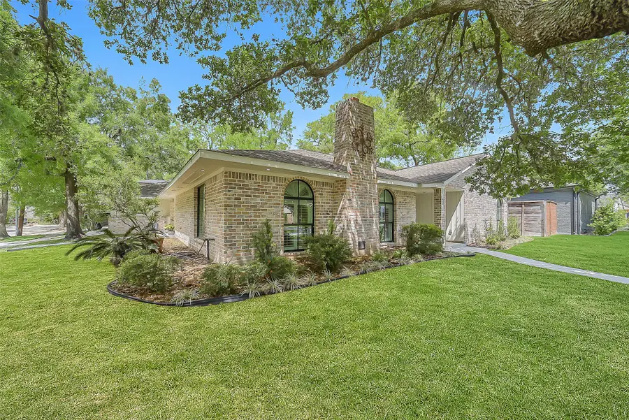 10726 Riverview Drive, Houston, TX 77042 - #3