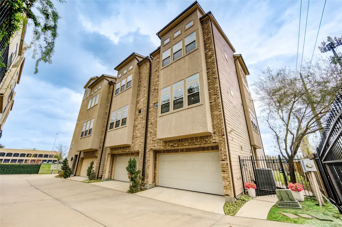 151 E 2nd Street, Houston, TX 77007 - Image #1