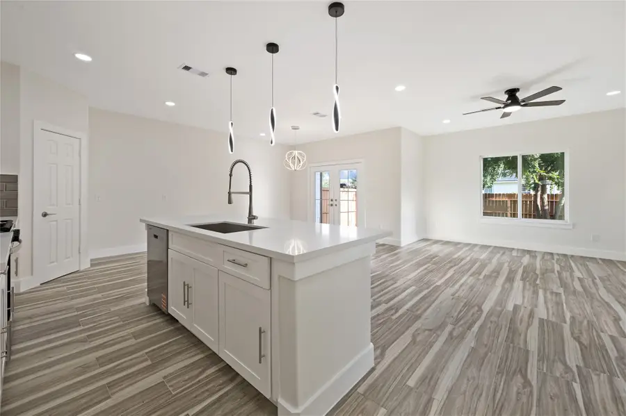 9807 Bamboo Road #B, Houston, TX 77041 - #3