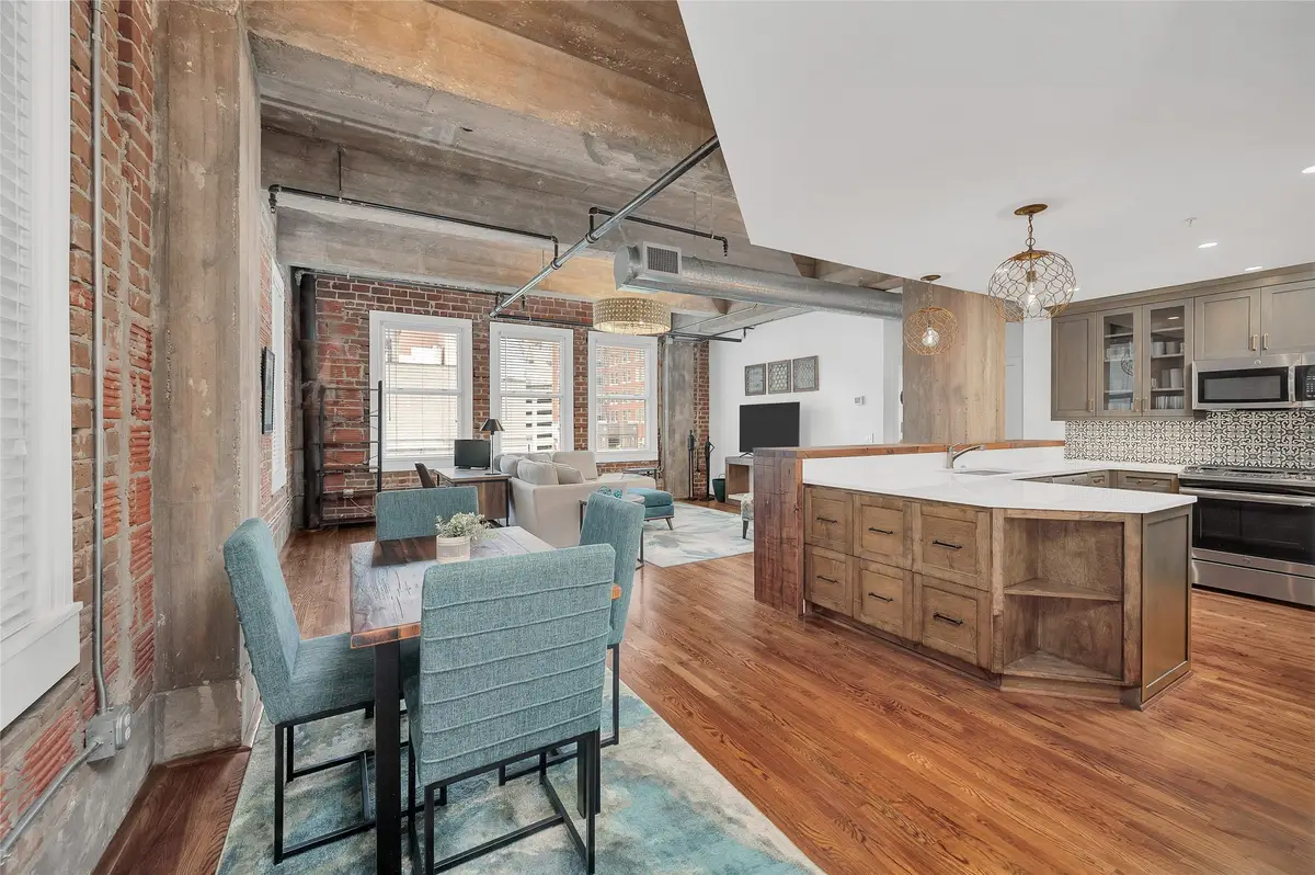 204 Travis Street #4A, Houston, TX 77002 - Image #1