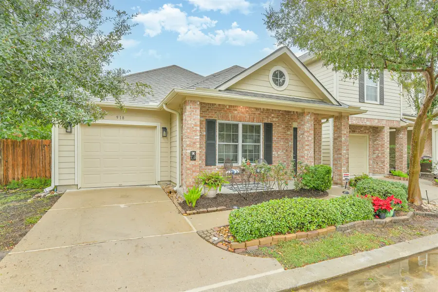 918 Fish Creek Drive, Katy, TX 77450 - Image #2