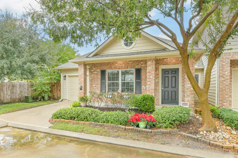 918 Fish Creek Drive, Katy, TX 77450 - Image #3