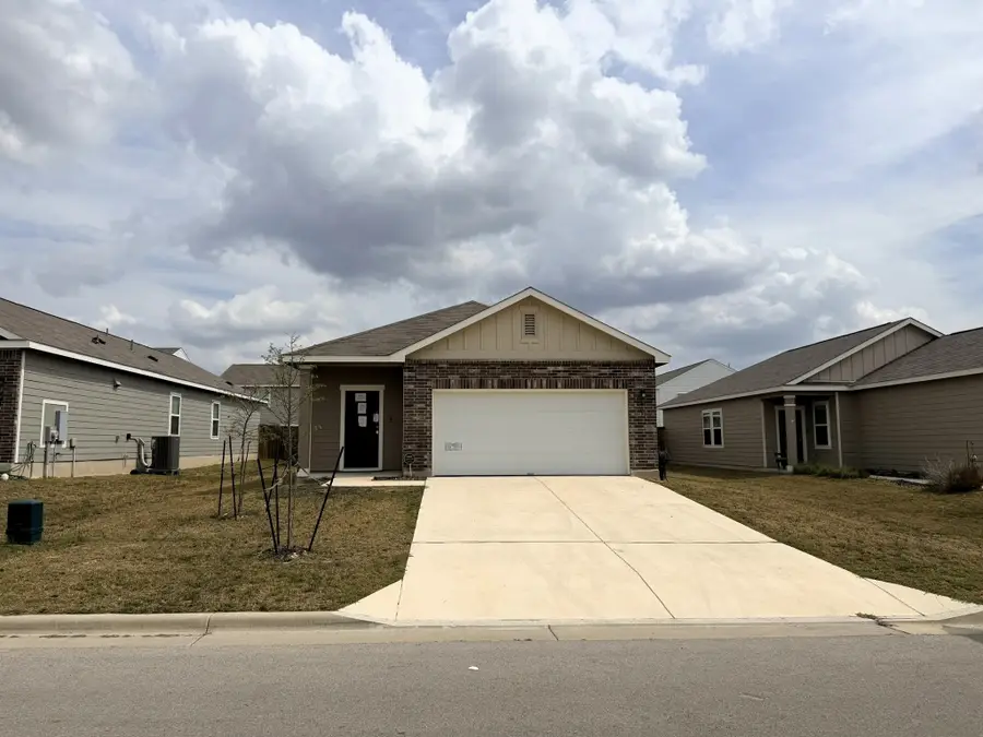 409 Magnum Force Drive, Jarrell, TX 76537 - #2