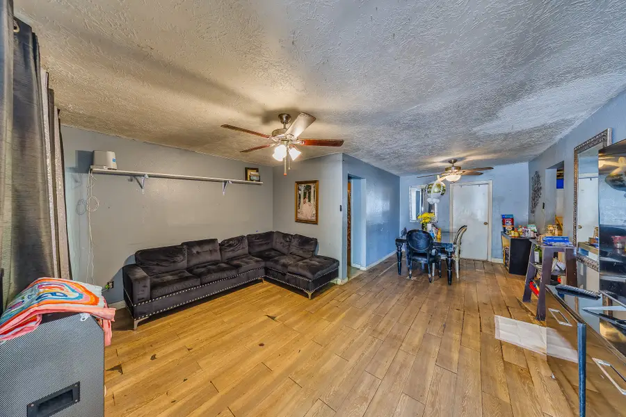 11002 La Crosse Street, Houston, TX 77029 - Image #3