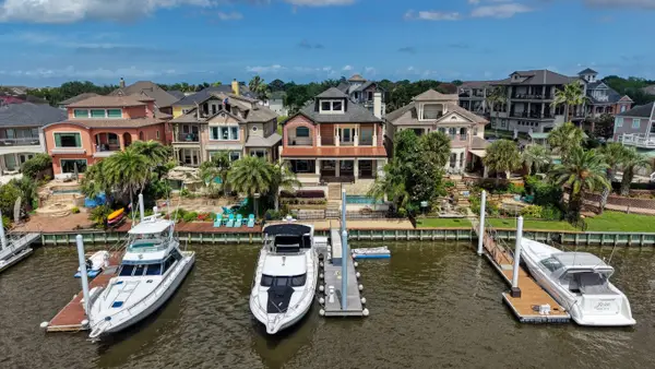 1403 Oceanside Lane, League City, TX 77573