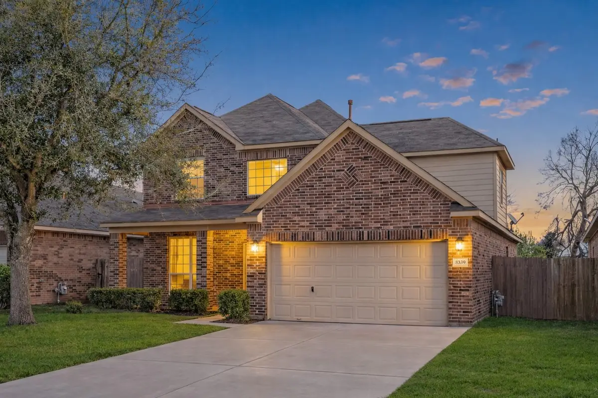 8530 E Highlands Crossing, Highlands, TX 77562 - #1