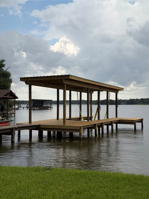669 Lake Shore Drive, Trinity, TX 75862