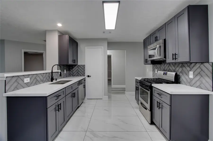 3646 Nutwood Lane, Spring, TX 77389 - Image #2