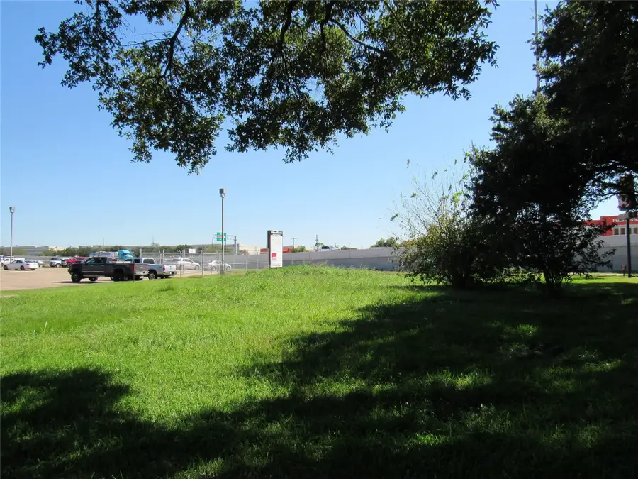 3735 Red Bluff Road, Pasadena, TX 77503 - #3