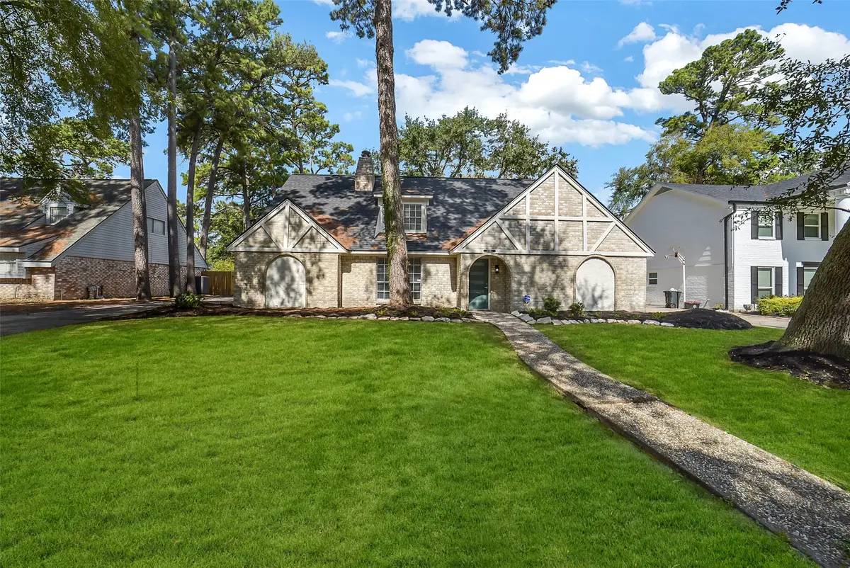 5914 Pebble Springs Drive, Houston, TX 77066 - Image #1