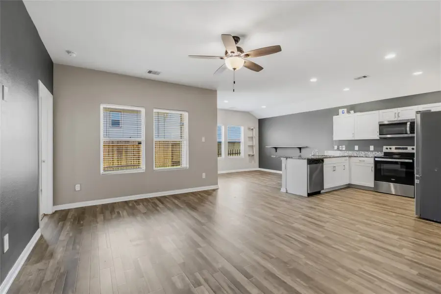 111 Bering Drive, Huntsville, TX 77320 - #2