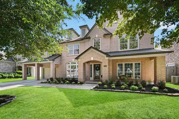 16010 Ashvale Drive, Tomball, TX 77377