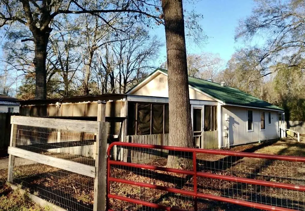 211 Bobwhite Lane, Livingston, TX 77351 - #1