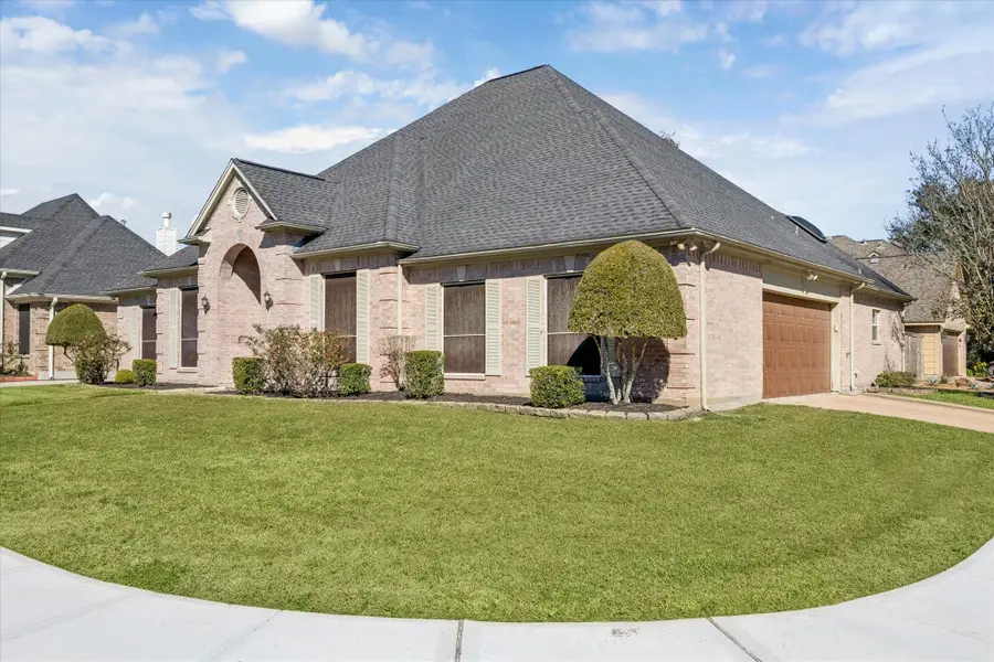 1301 Silver Maple Lane, Pearland, TX 77581 - Image #3