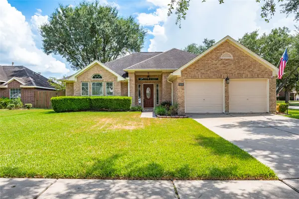 3123 Shore Meadow Drive, League City, TX 77573