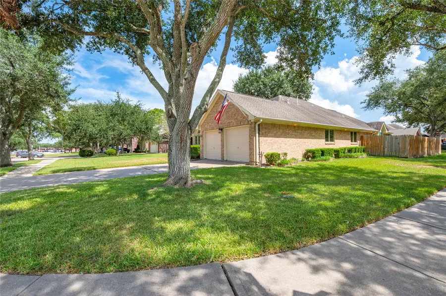 3123 Shore Meadow Drive, League City, TX 77573 - #2