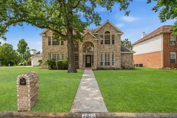 2922 Travick Lane, Houston, TX 77073