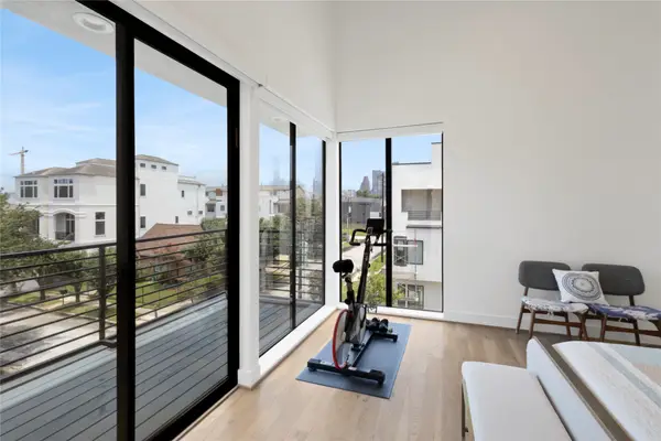 1302 Crocker Street, Houston, TX 77019