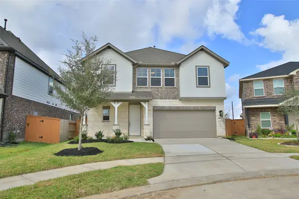 19523 Valletta Green Drive, Hockley, TX 77447